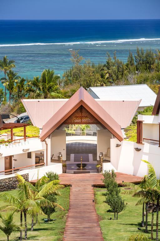 Akoya Hotel & Spa La Saline Le Bains Exteriör bild The Chapel of the Holy Trinity
