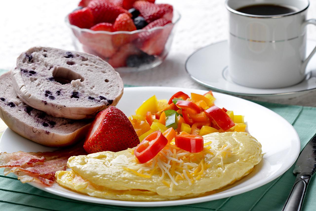 Akoya Hotel & Spa La Saline Le Bains Exteriör bild An egg white omelet with fruit and bagels